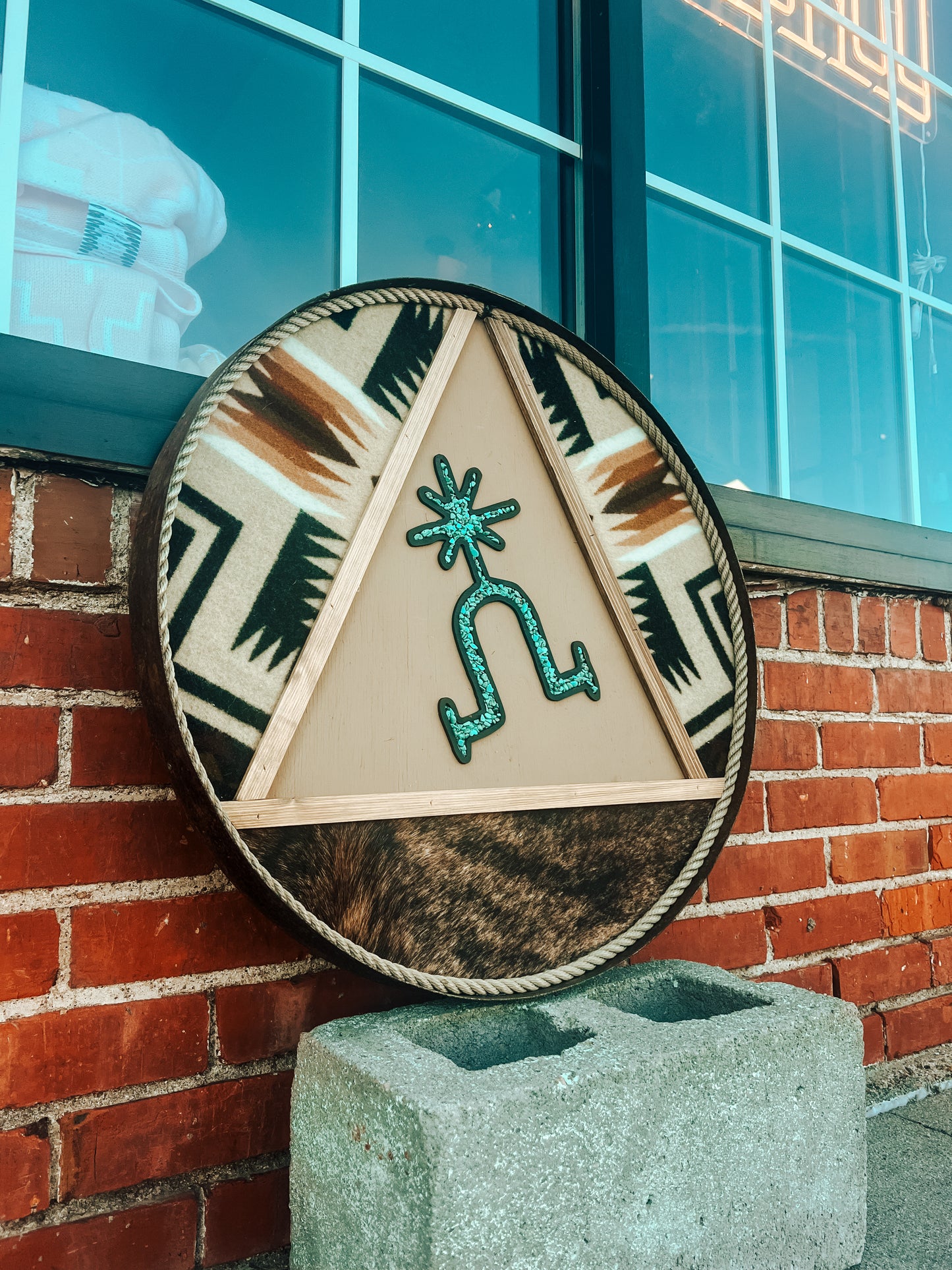 Stone Inlay Branded Round