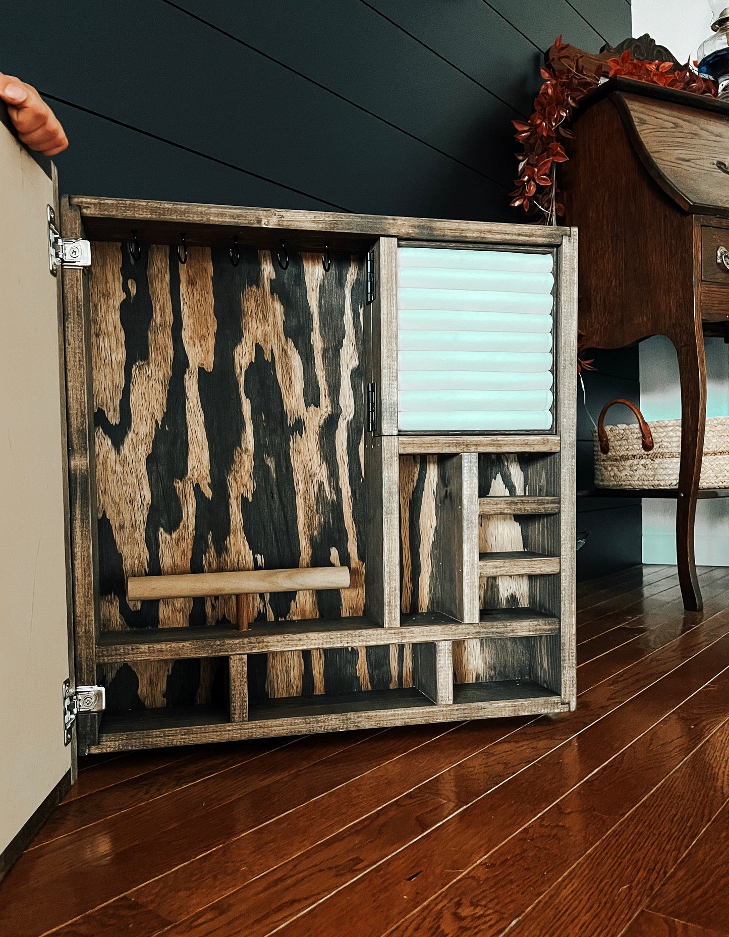 Jackson Cabinet