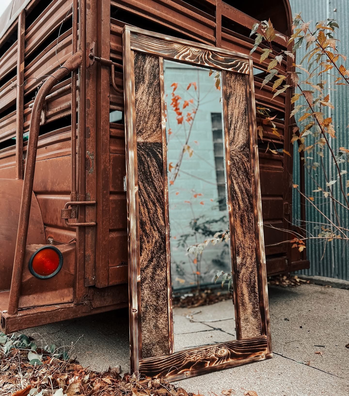 Brindle Cowhide Mirror – Brass Bunkhouse