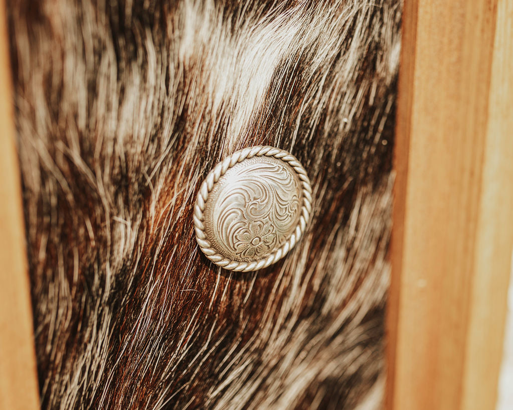Cowhide & Conchos