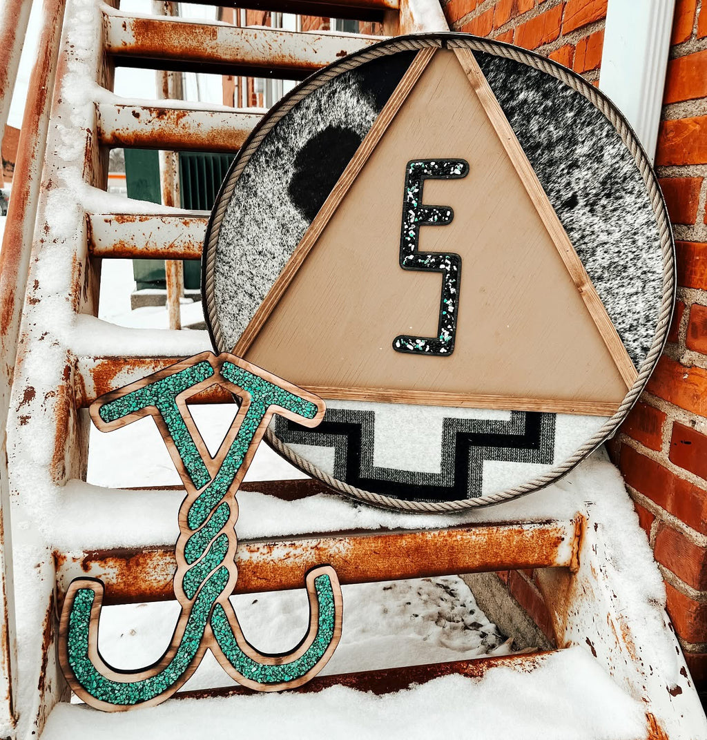 Stone Inlay Branded Round