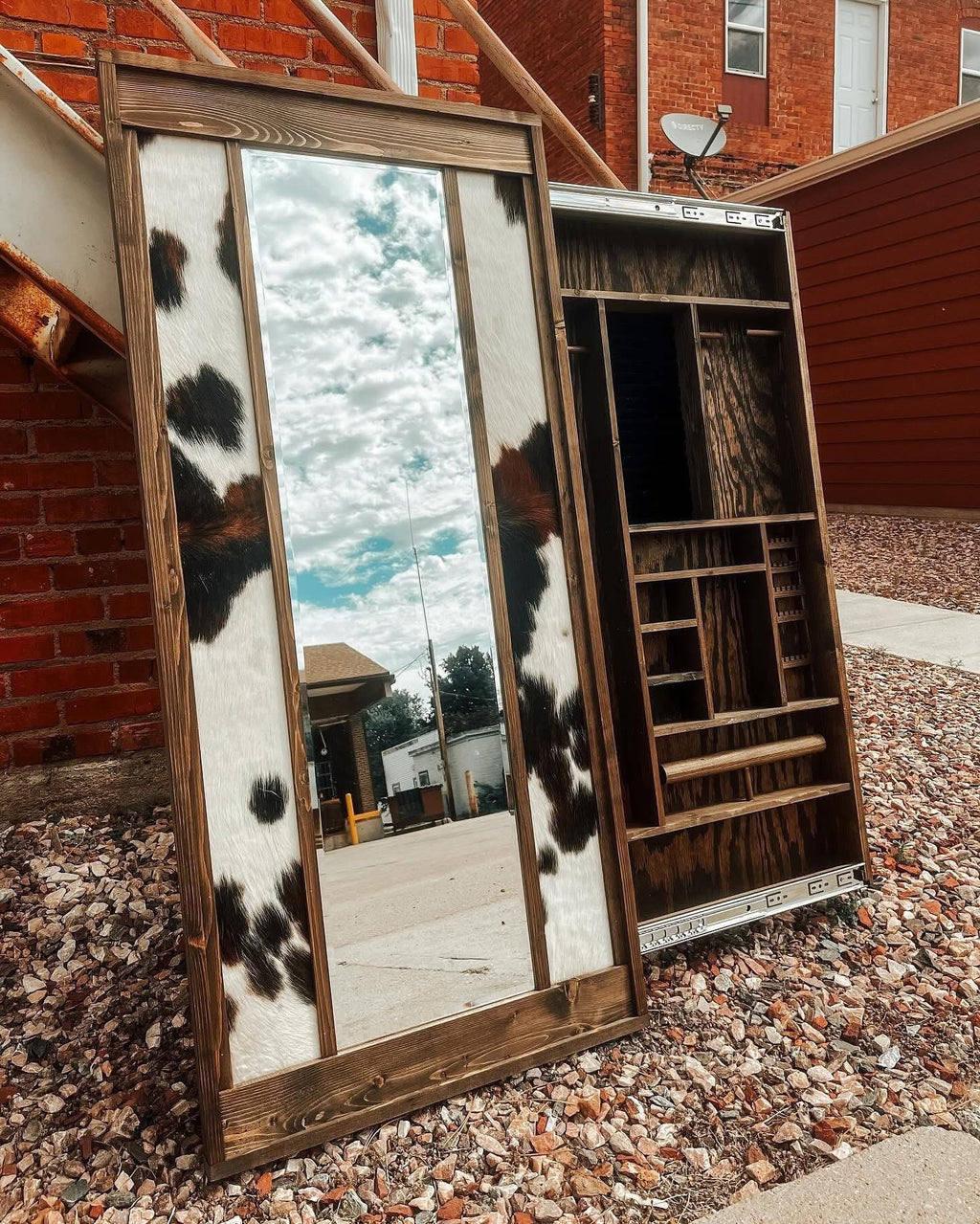 Cheyenne Jewelry Cabinet
